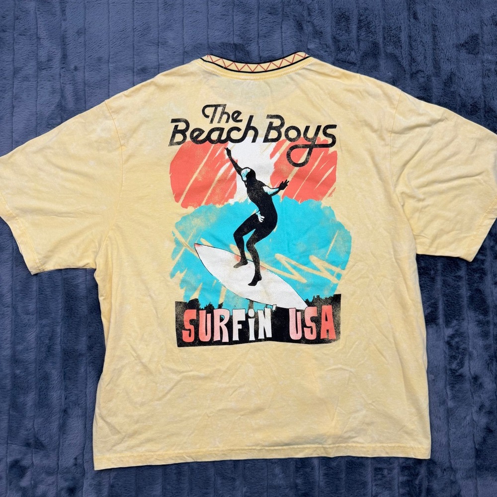 The Beach Boys Surfin USA Graphic Tee Yellow Acid Wash Mens XL New
